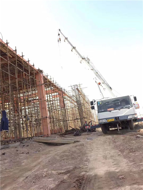 松阳县吊车作业的安全注意事项有哪些？